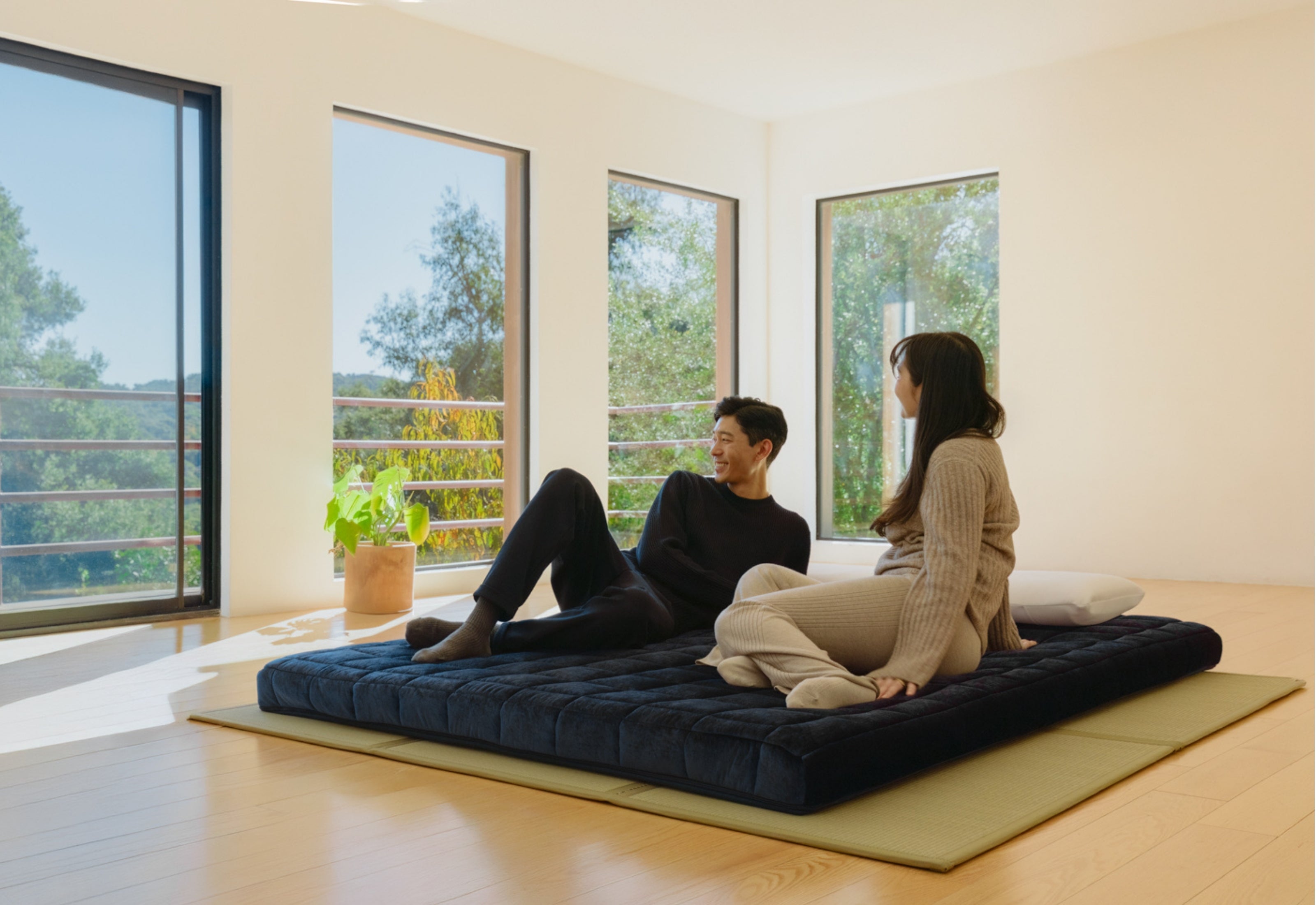 Miyabi Customizable Futon